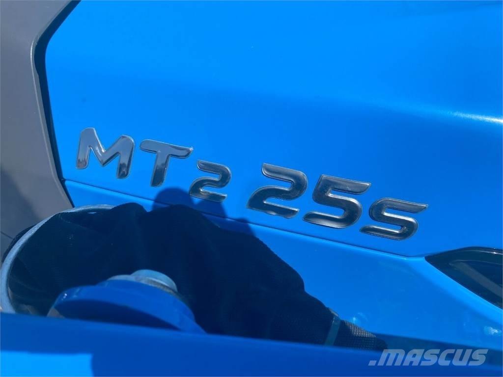 LS MT225S Építőipar - Egyebek