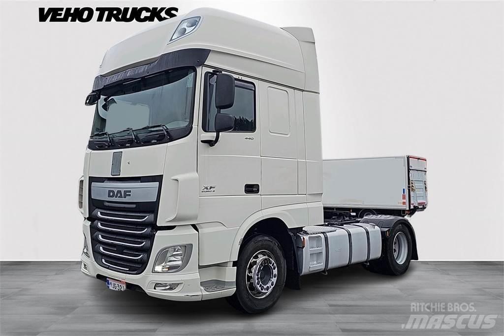 DAF XF 440 Nyergesvontatók