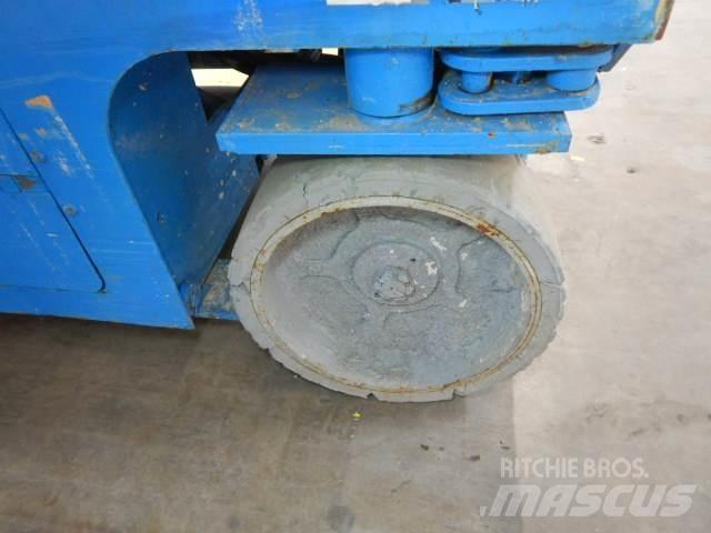 Genie GS2032 Ollós emelők