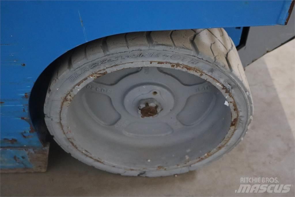 Genie GS2032 Ollós emelők