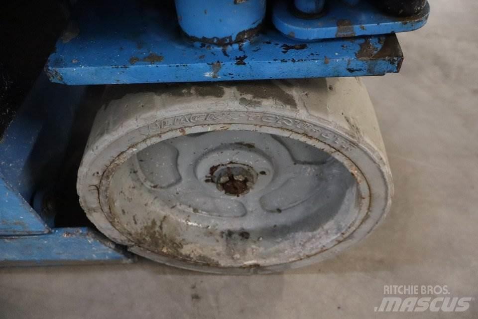 Genie GS2032 Ollós emelők