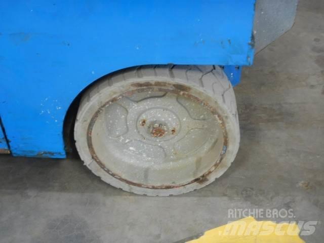 Genie GS2046 Ollós emelők