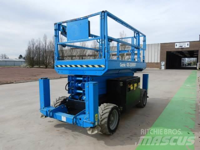Genie GS3369DC Ollós emelők