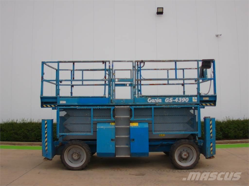 Genie GS4390RT Ollós emelők