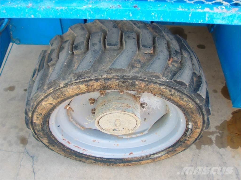 Genie GS4390RT Ollós emelők