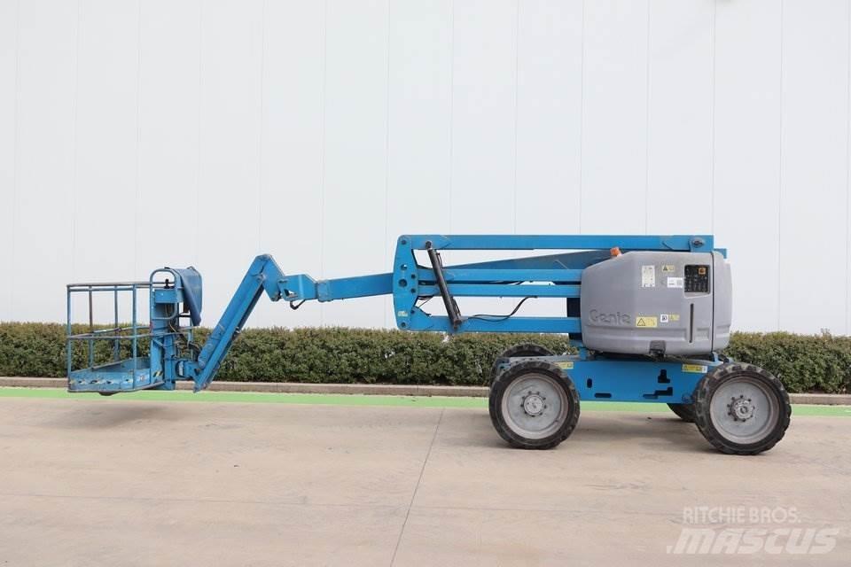 Genie Z51-30JRT Karos emelők