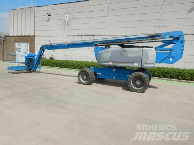 Genie Z80-60RT Karos emelők