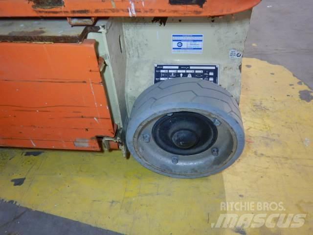 JLG 1230ES Személyemelők