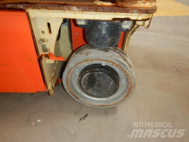 JLG 1230ES Személyemelők