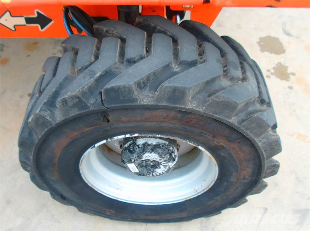 JLG 460SJ Teleszkópos emelők