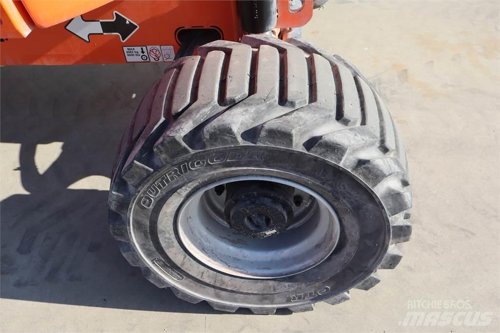 JLG 520AJ Karos emelők