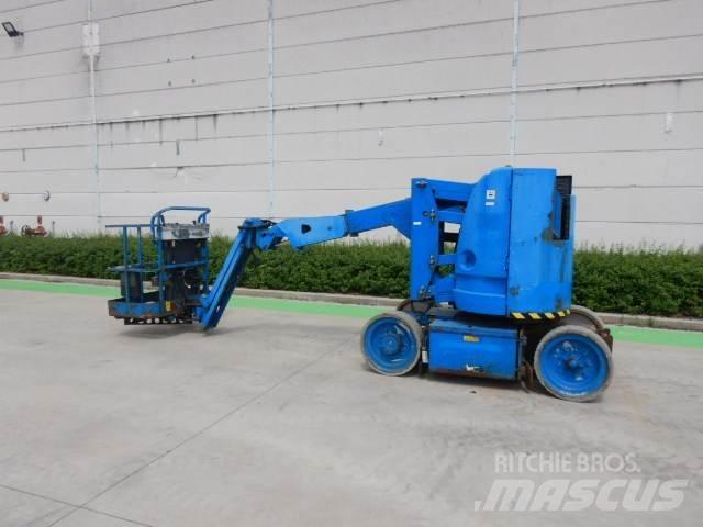 JLG E300AJP Karos emelők