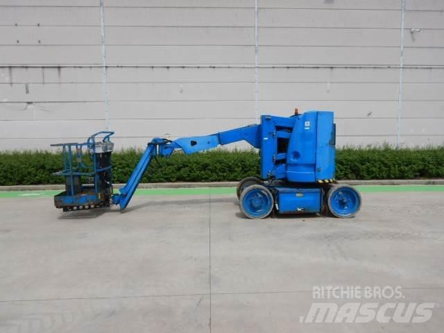 JLG E300AJP Karos emelők