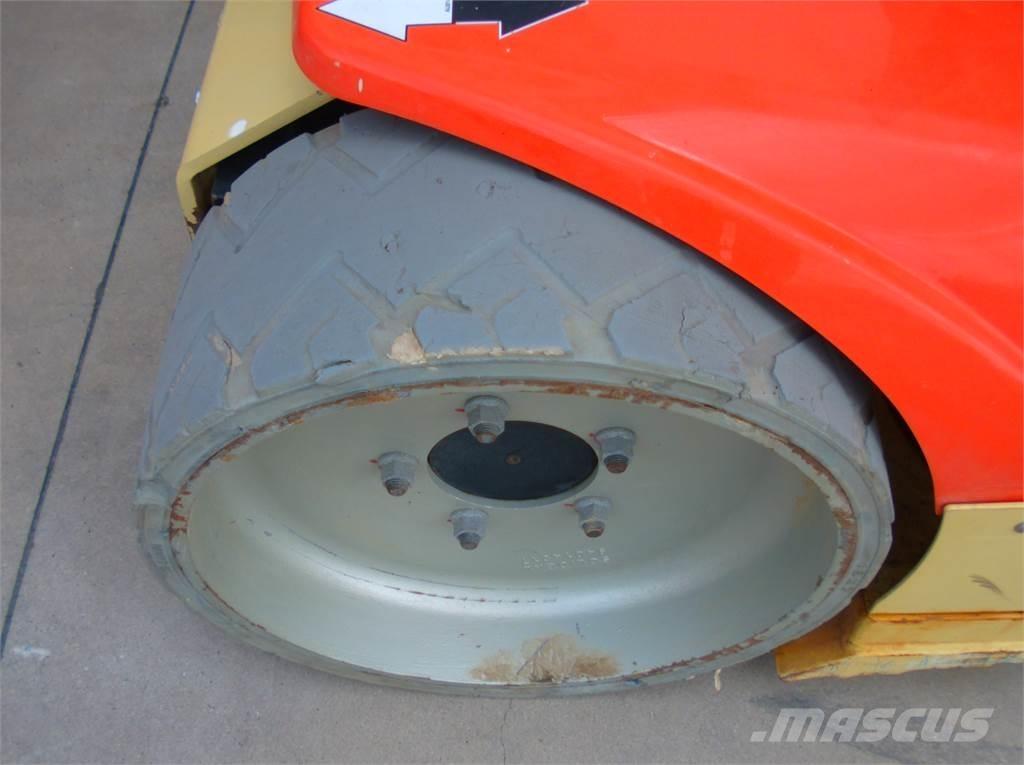 JLG Toucan 12E+ Személyemelők