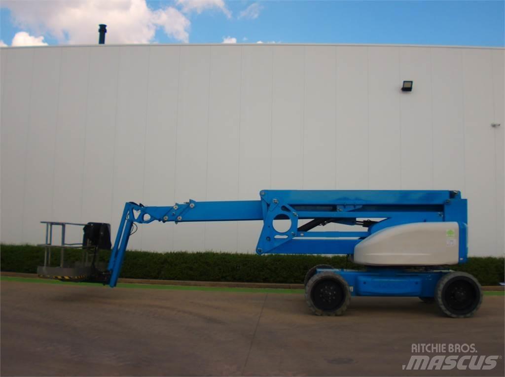 Niftylift HR28 Karos emelők