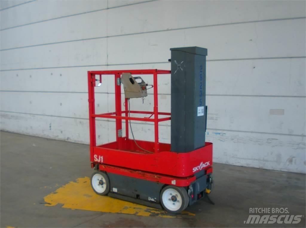 SkyJack SJ16 Személyemelők
