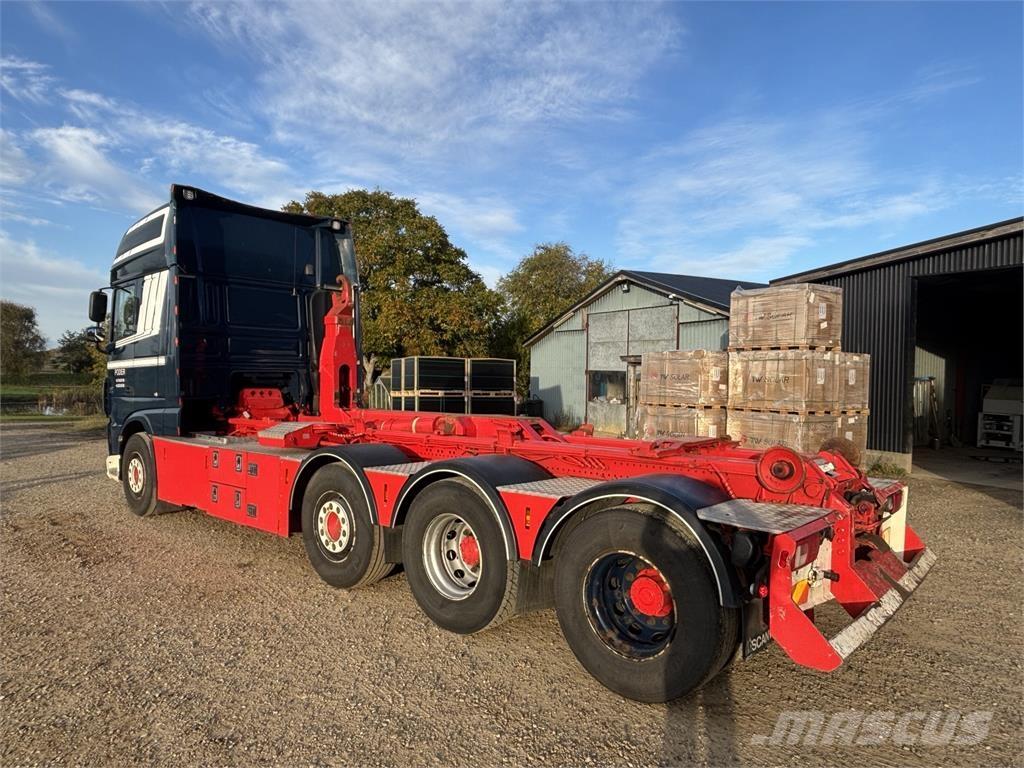 DAF XF 510 FAK 8X2 Horgos rakodó teherautók