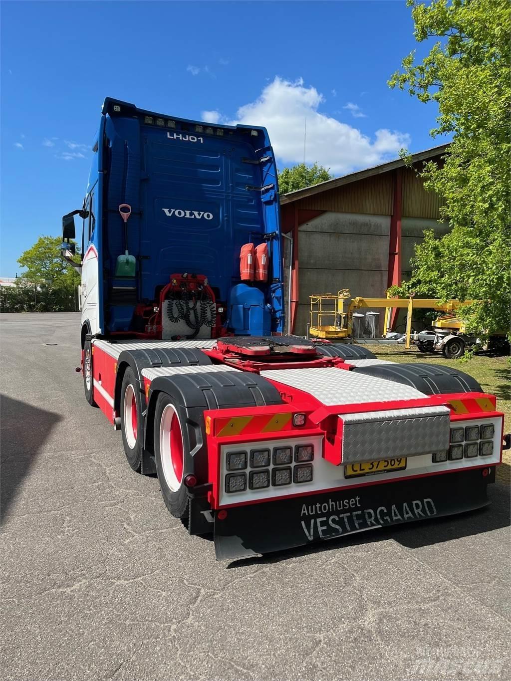 Volvo FH500 TC 6x2 Nyergesvontatók