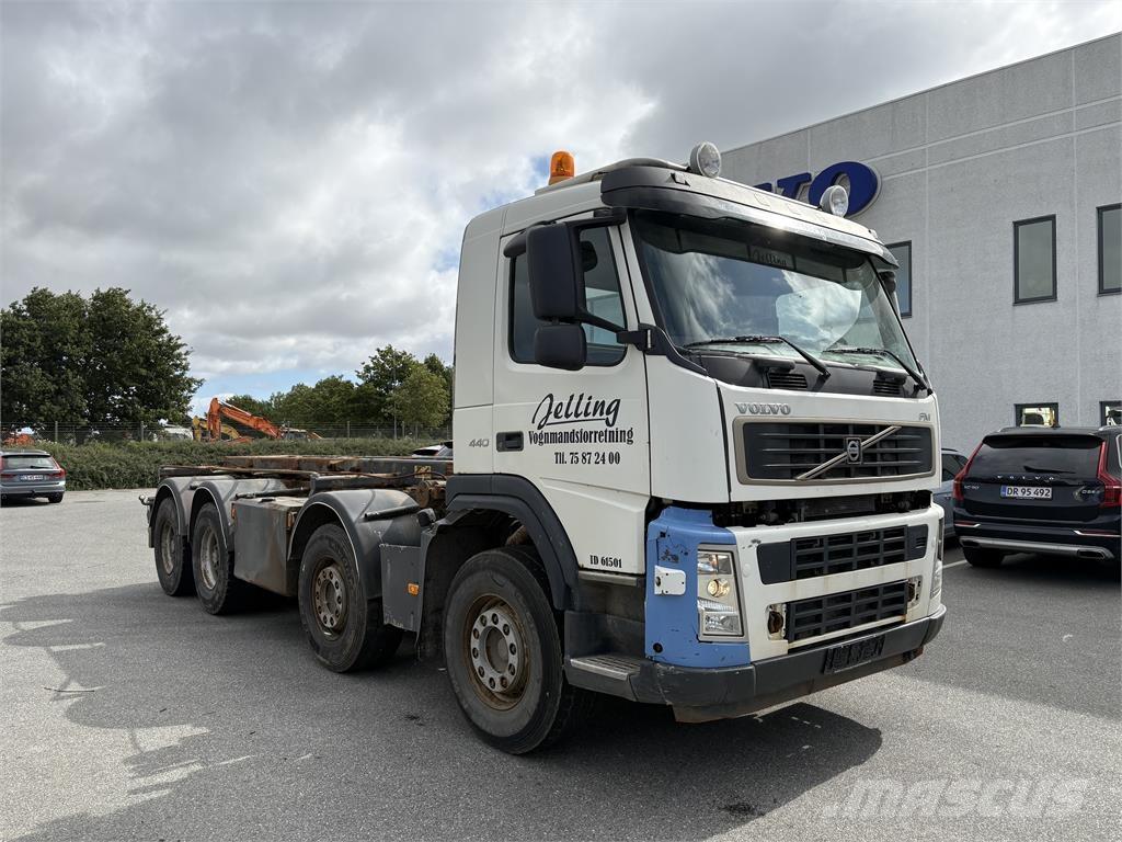 Volvo FM440 Multifunkciós teherautók
