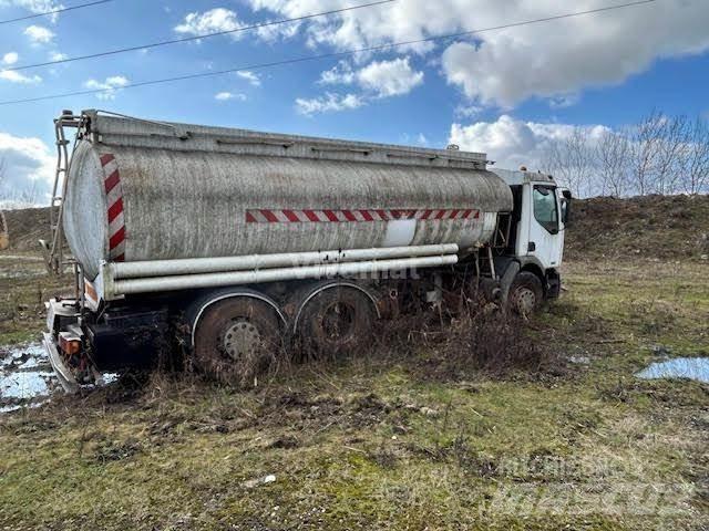 Renault 320 Tartályos teherautók