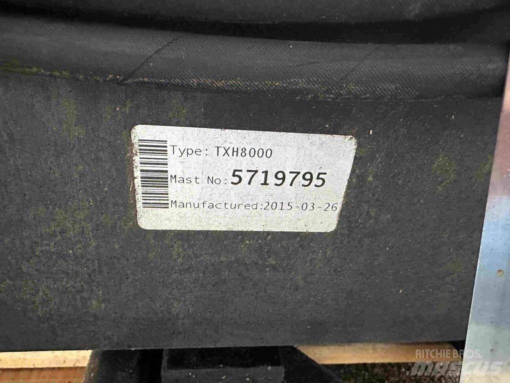 BT RRE 140 - TRIPLEX 8 m Tolóoszlopos targonca