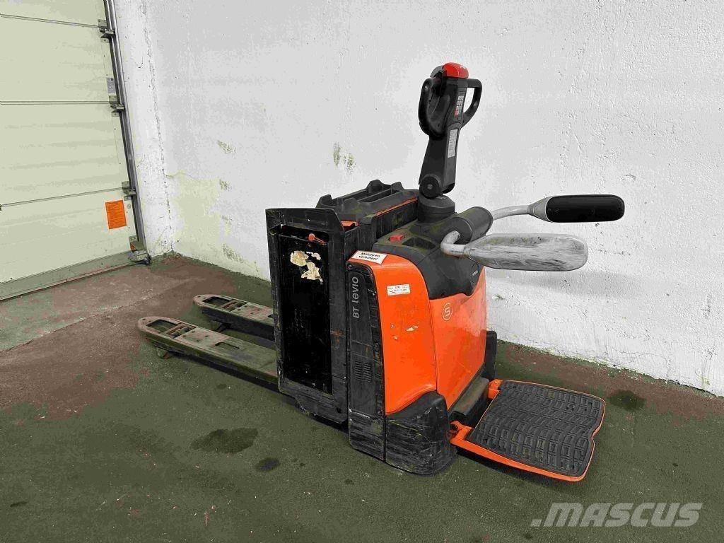 Toyota LPE 200 Alacsony emelőkocsi