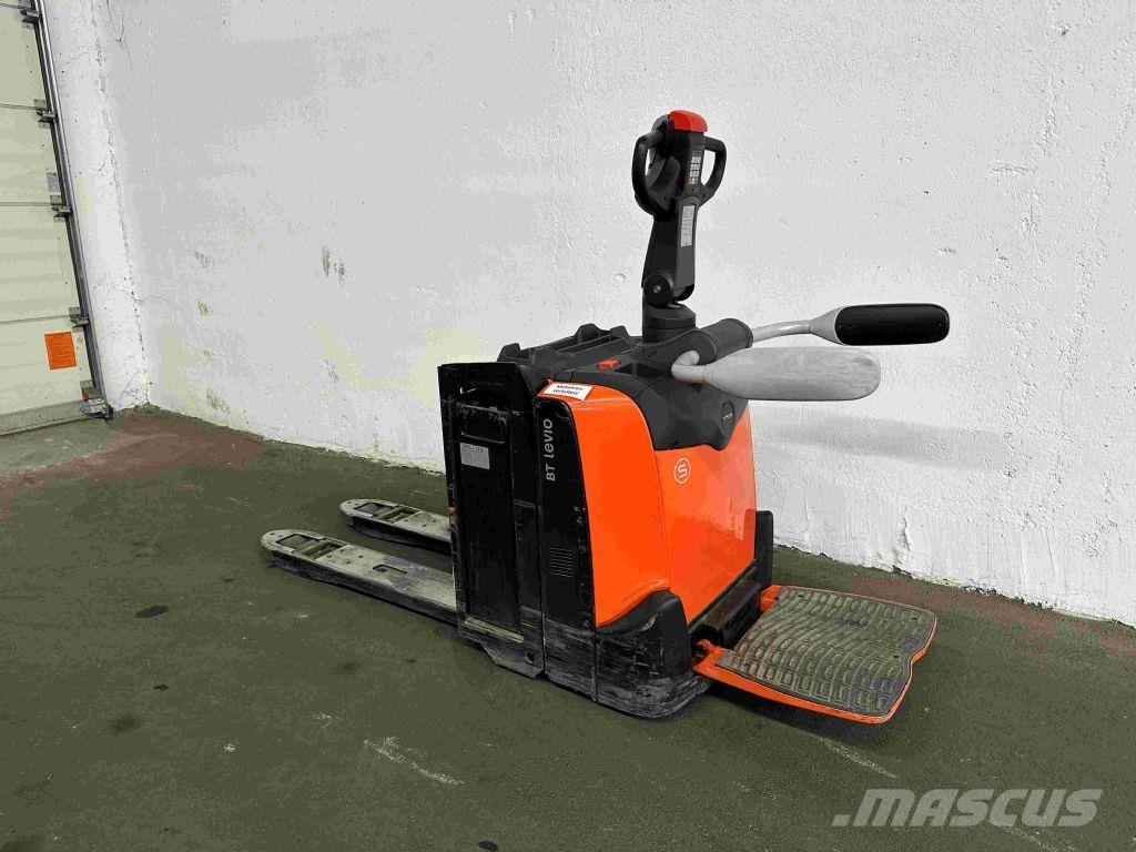 Toyota LPE 200 Alacsony emelőkocsi