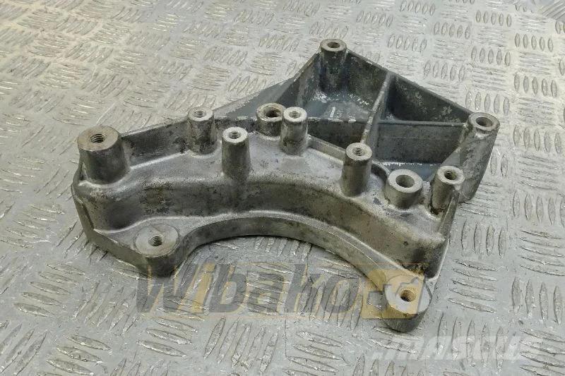 Deutz 04901808 Motorok