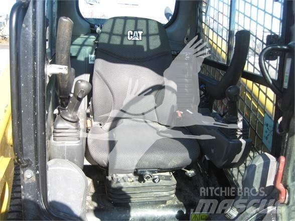 CAT 279D3 Kompaktrakodók