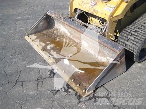 CAT 279D3 Kompaktrakodók
