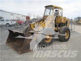 Hough H60 Gumikerekes homlokrakodók