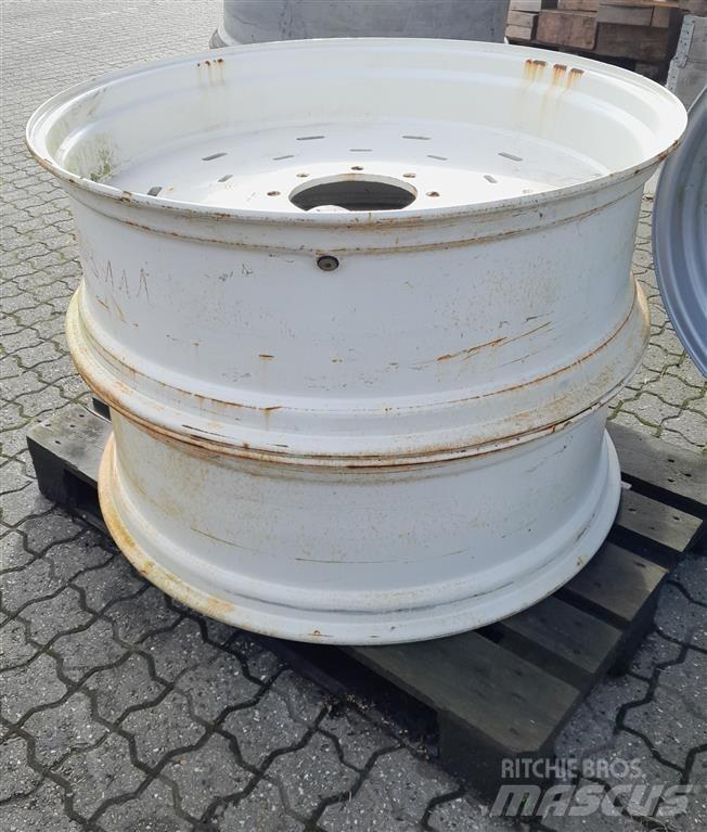  - - - Gumiabroncsok, kerekek és felnik