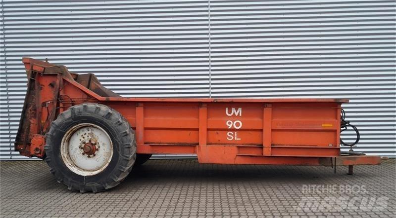  UM 90 SL Trágyaszóró