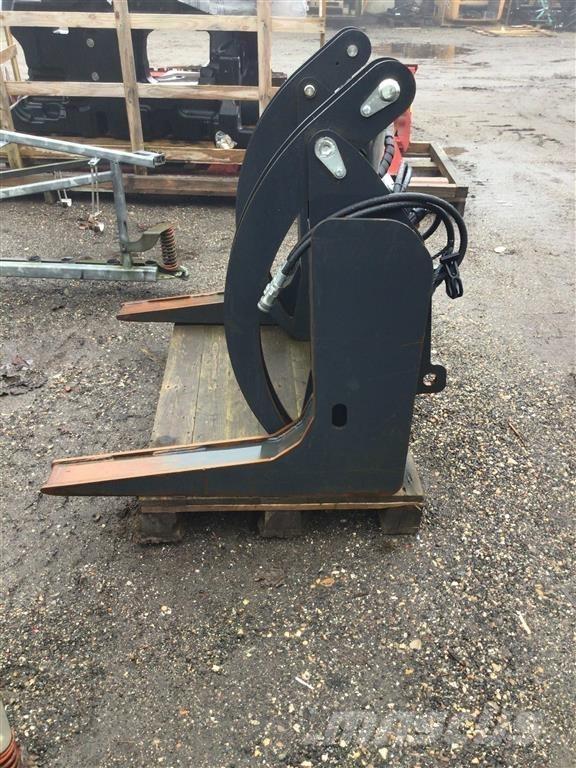  - - - IT-2 Betakarítók