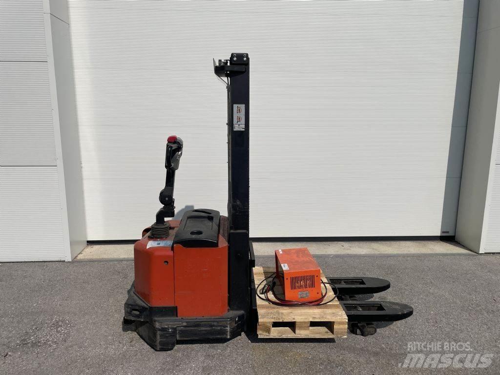 BT SWE120L Gyalogkíséretű targonca