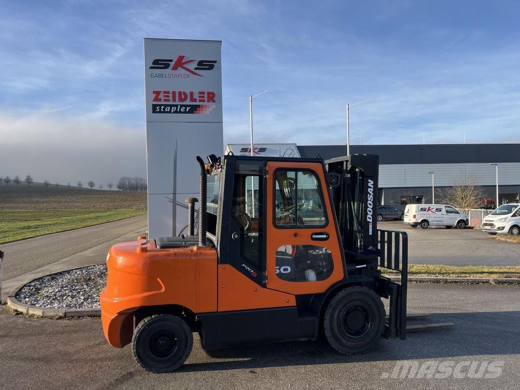Doosan D50C-5 Dízel targoncák