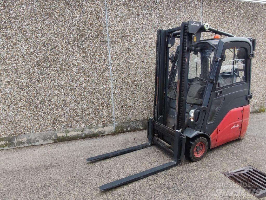 Linde E15-01 Elektromos targoncák