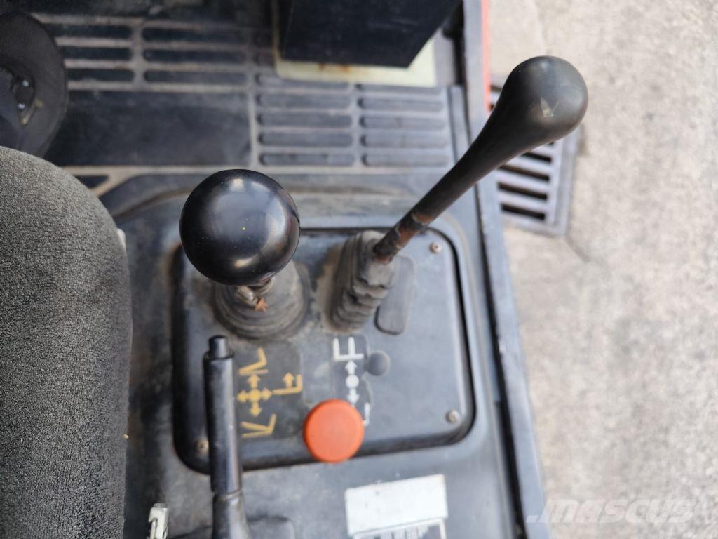 Linde E40P Elektromos targoncák