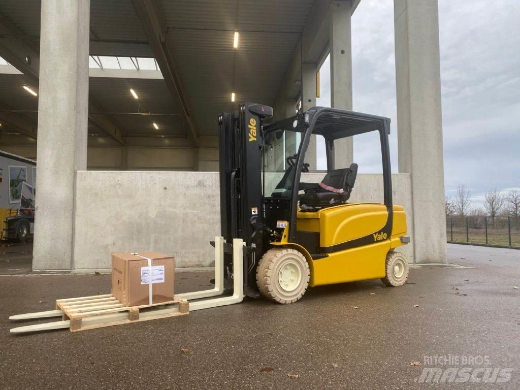 Yale ERP35VL Elektromos targoncák