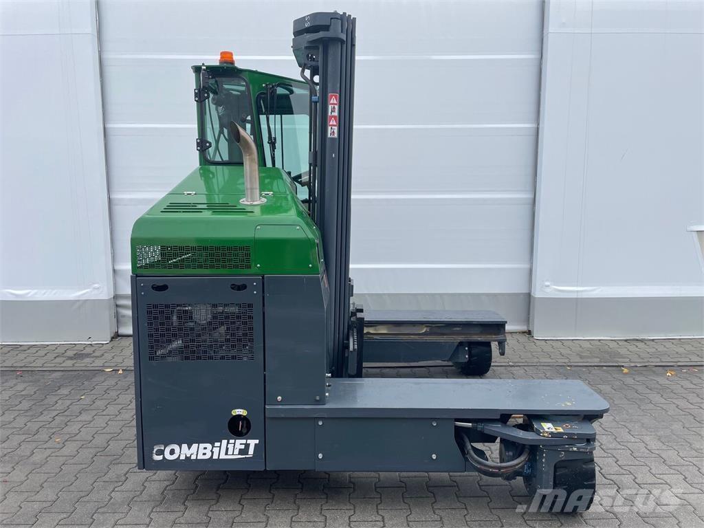 Combilift C4000 Oldalvillás targonca
