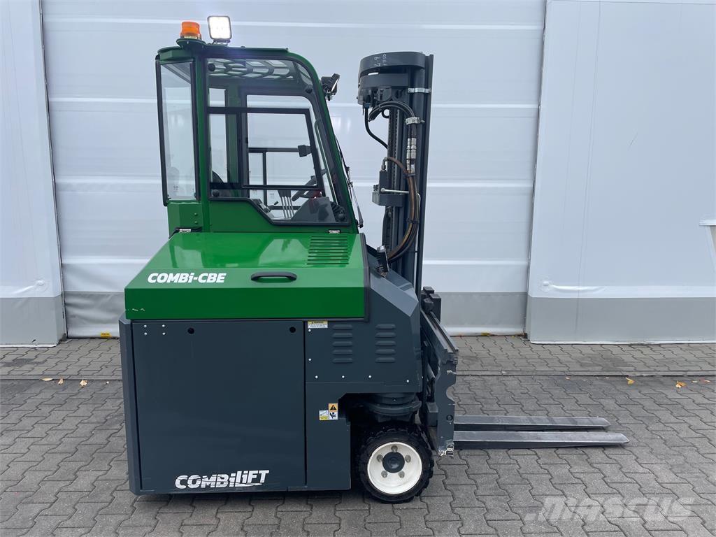 Combilift CBE 2500 Oldalvillás targonca