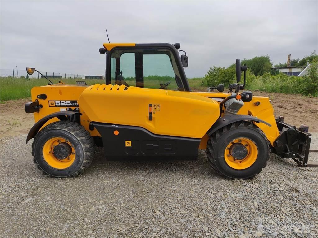 JCB 525-60 Hi Viz Teleszkópos rakodók