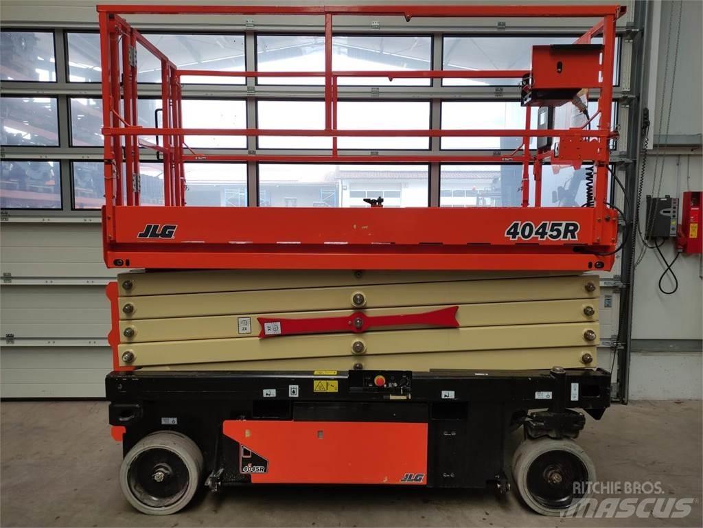 JLG 4045R Ollós emelők