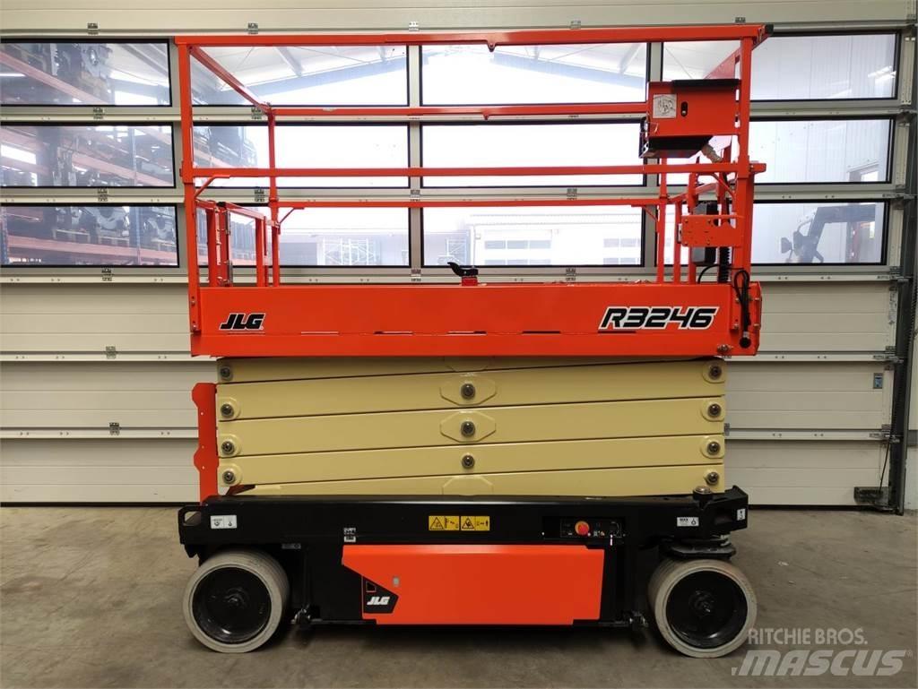 JLG R3246 Ollós emelők