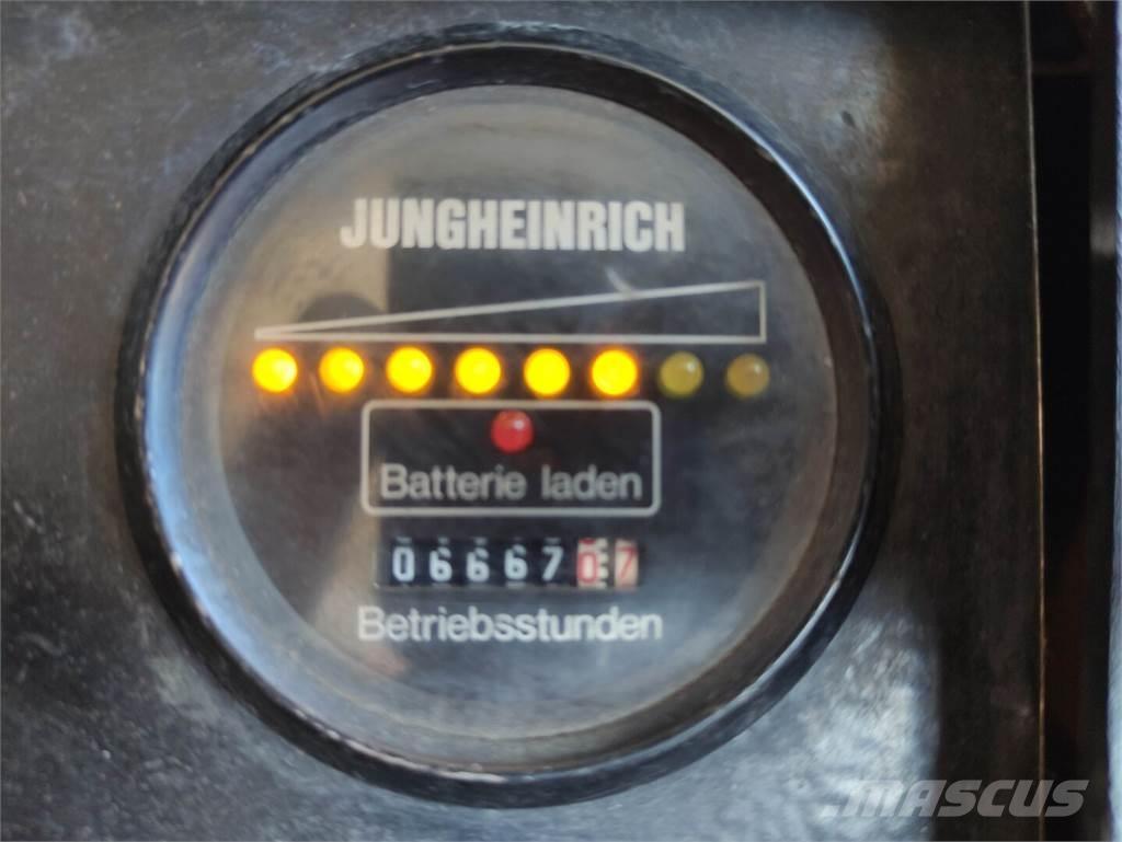Jungheinrich EJC A 12.5 Gyalogkíséretű targonca