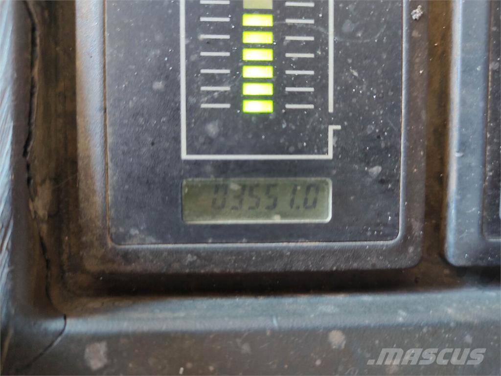 Jungheinrich ERE 120 Alacsony emelőkocsi