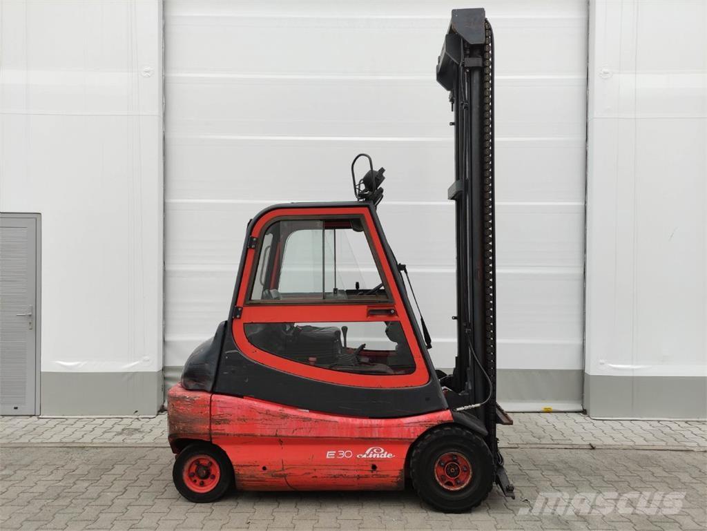 Linde E30-01-336 Elektromos targoncák