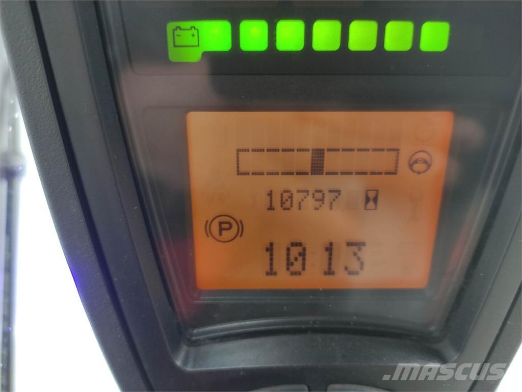 Linde E30-01-387 Elektromos targoncák