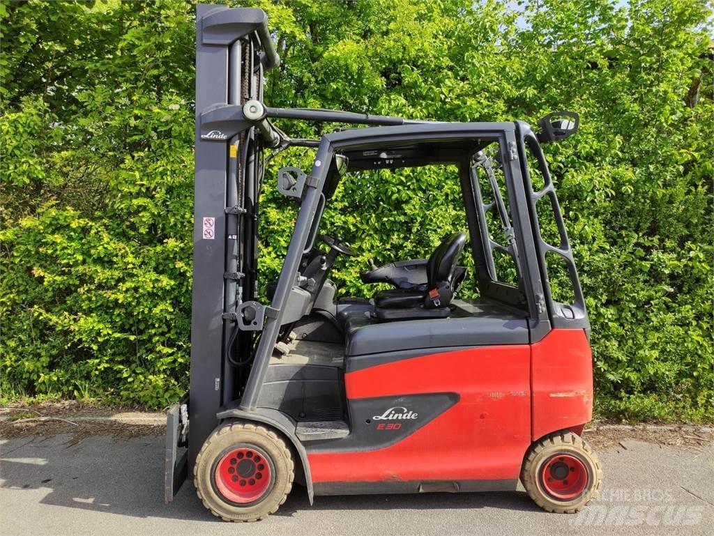 Linde E30HL-01/600-387 Elektromos targoncák