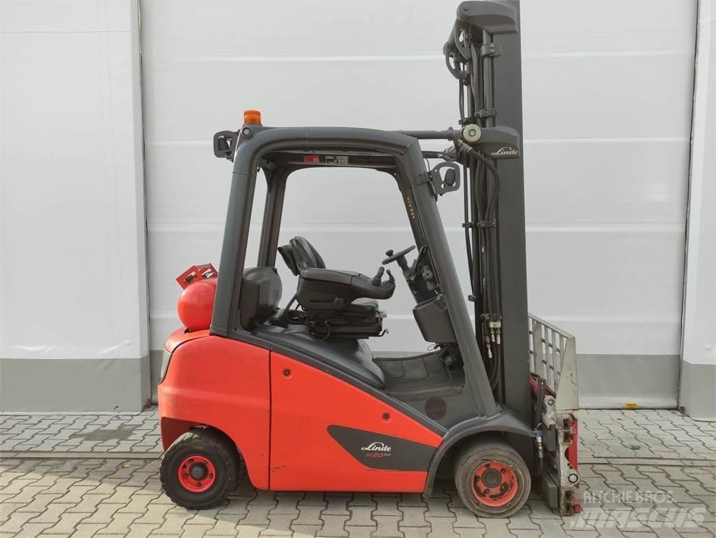 Linde H20T-01-391 EVO Gázüzemű targoncák